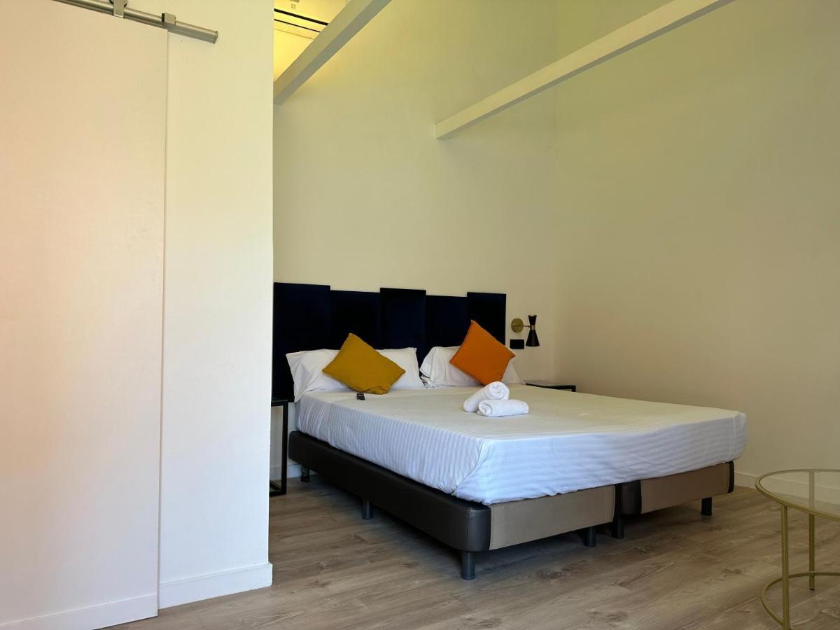 Malaga City Suites מראה חיצוני תמונה