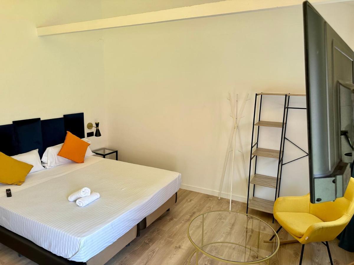 Malaga City Suites מראה חיצוני תמונה